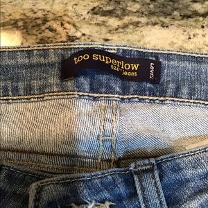 Levi’s low waisted jeans